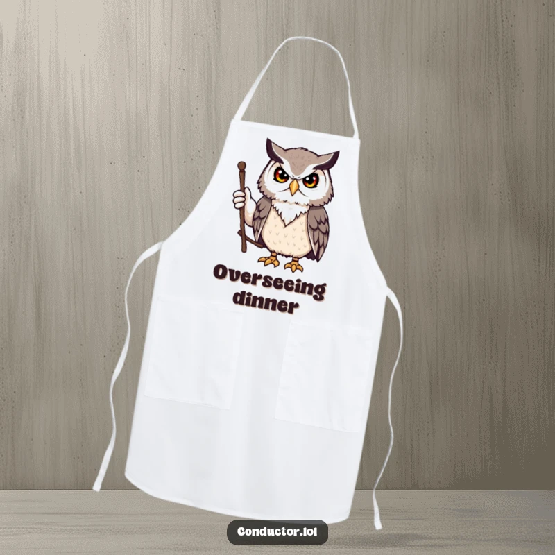 Funny owl leader apron, ready to direct kitchen tasks with a stern but friendly vibe. A practical, funny gift.